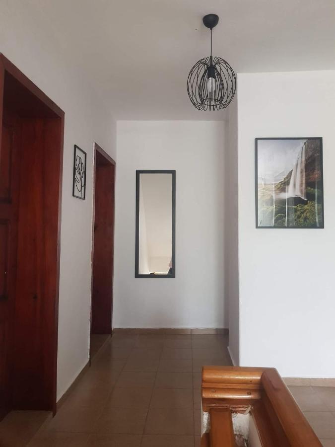 Цвета Hotel Sinemoretz Buitenkant foto