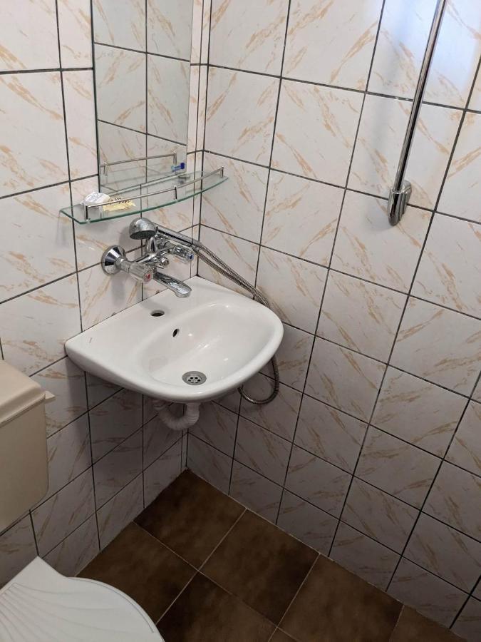 Цвета Hotel Sinemoretz Buitenkant foto